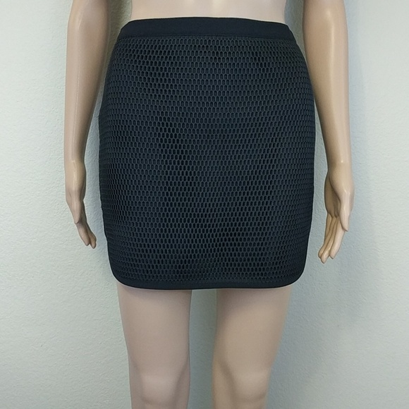 [Lush] NWT Mesh Overlay Black Mini Skirt Small - Picture 4 of 4